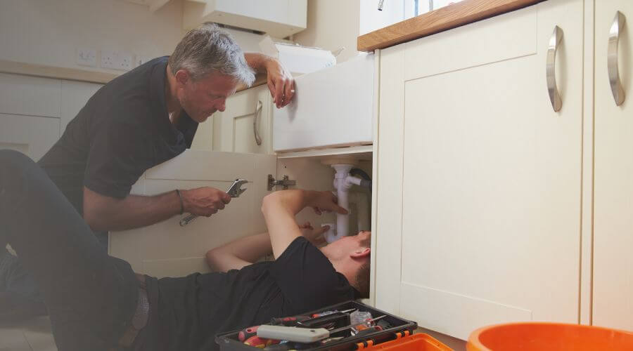 Professional burst pipe repair services in McIntosh, FL